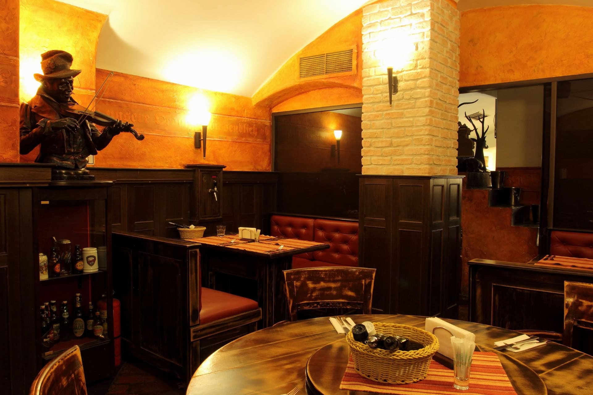 Ale House Център
